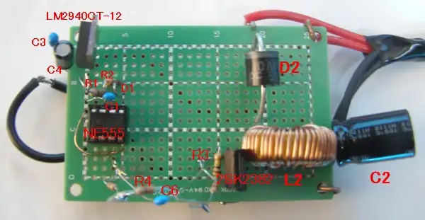 自作パルス充電器基板写真