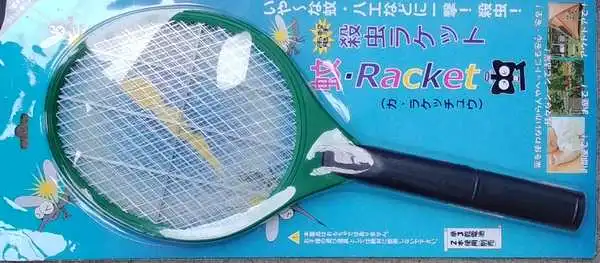 電撃殺虫ラケット NCS-R20（Electronc Mosquito Bat）の外観写真