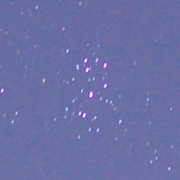 ニコンD40カメラにNikkor-s f1.4レンズを付けて撮ったプレアデス星団露出１０秒間その２